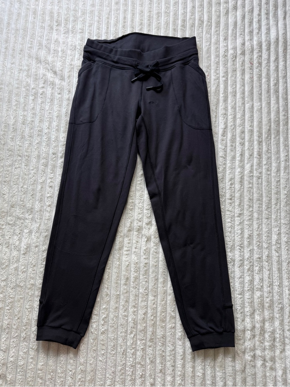 Lululemon Women's Black Jogger Pants Athletic Sz M" Waist Activewear